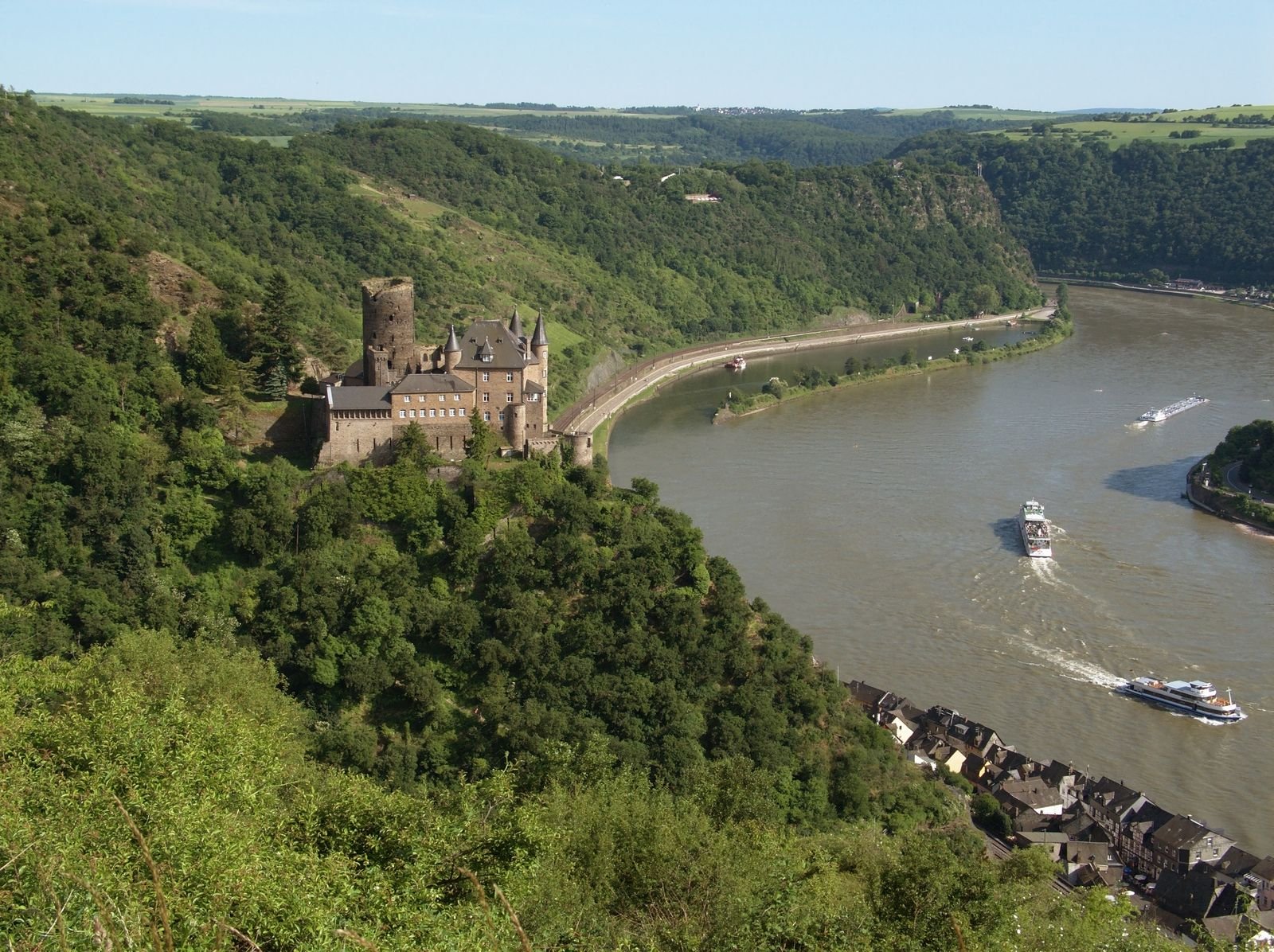 Burg-Katz-JR-G6-4716-2010-06-05